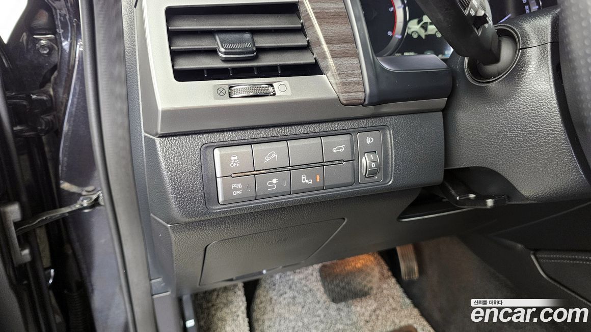 KG_Mobility_Ssangyong Rexton 2019