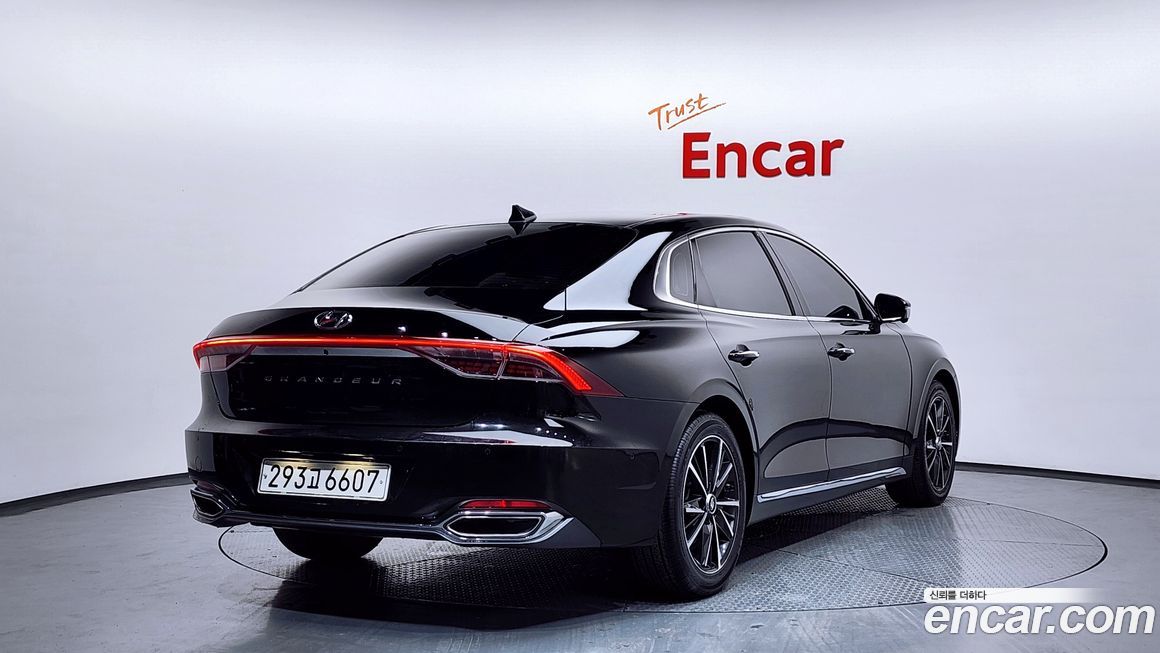 Hyundai Grandeur 2021