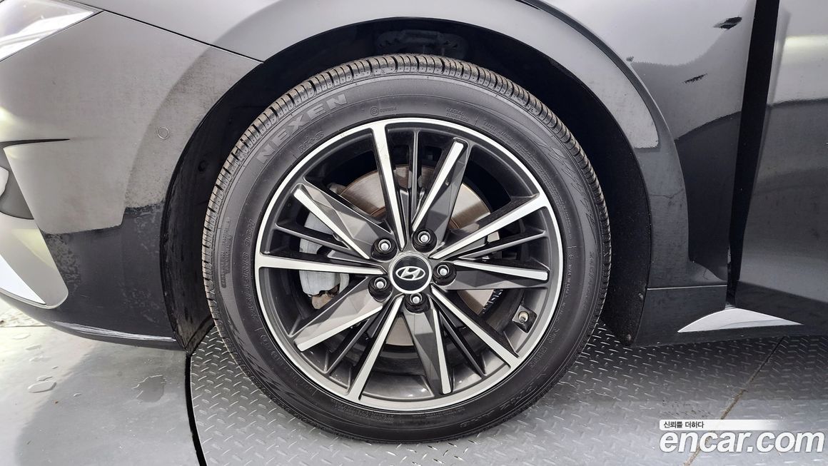 Hyundai Grandeur 2021