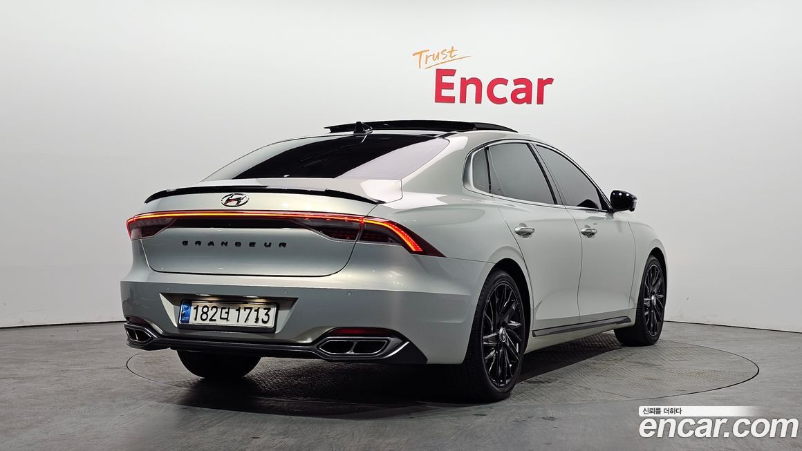 Hyundai Grandeur 2020