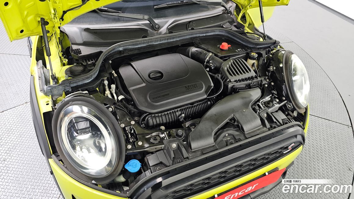 Mini Cooper Convertible 2022