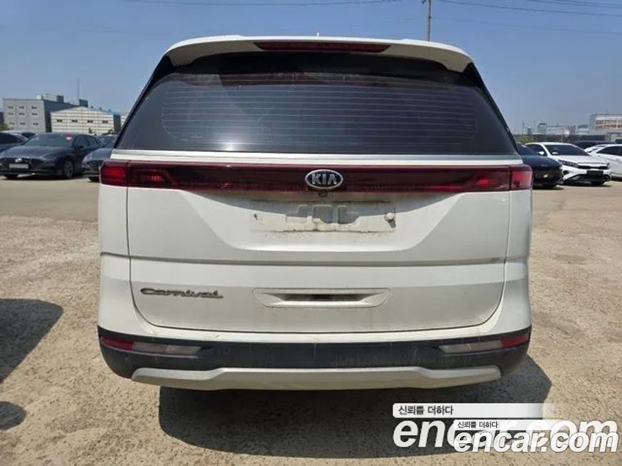 Kia Canival 2021