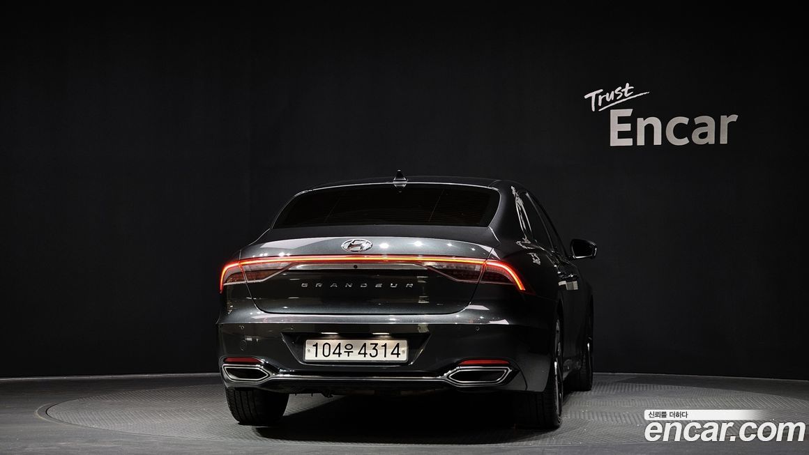 Hyundai Grandeur 2020