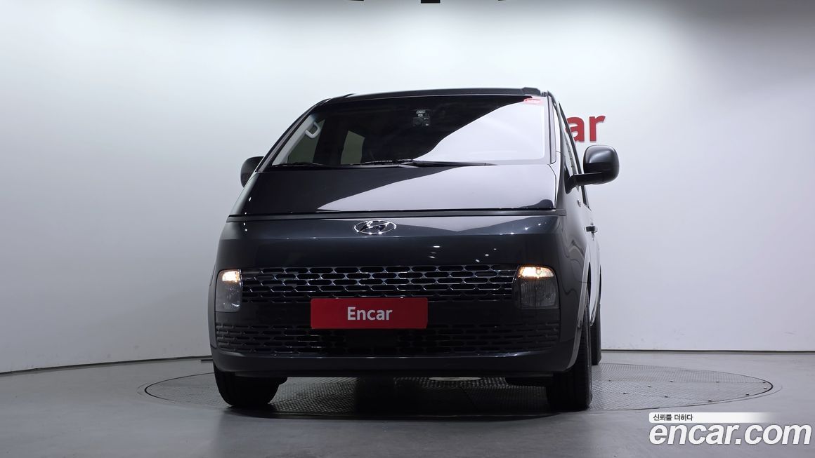 Hyundai Staria 2022
