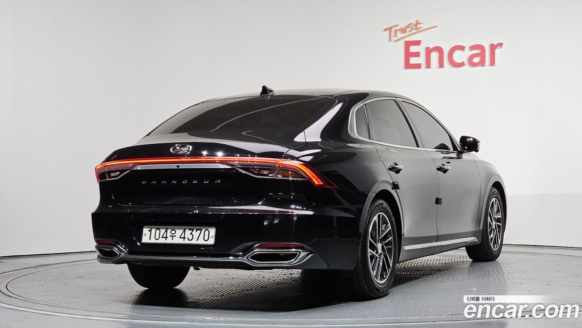 Hyundai Grandeur 2021