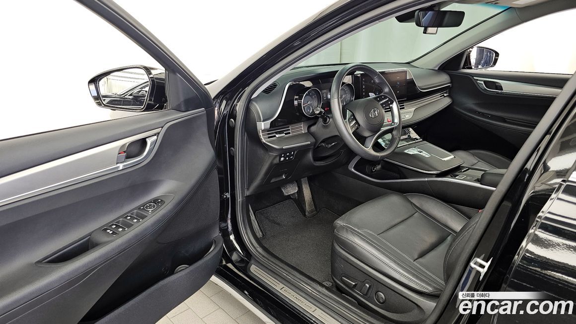 Hyundai Grandeur 2021