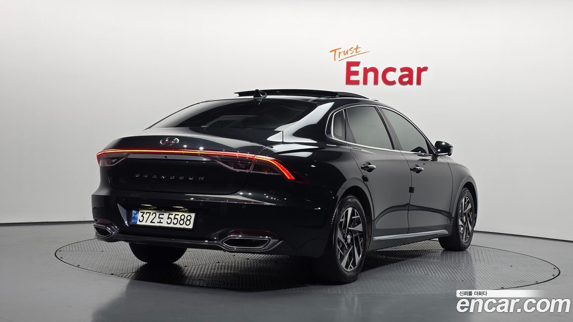 Hyundai Grandeur 2022