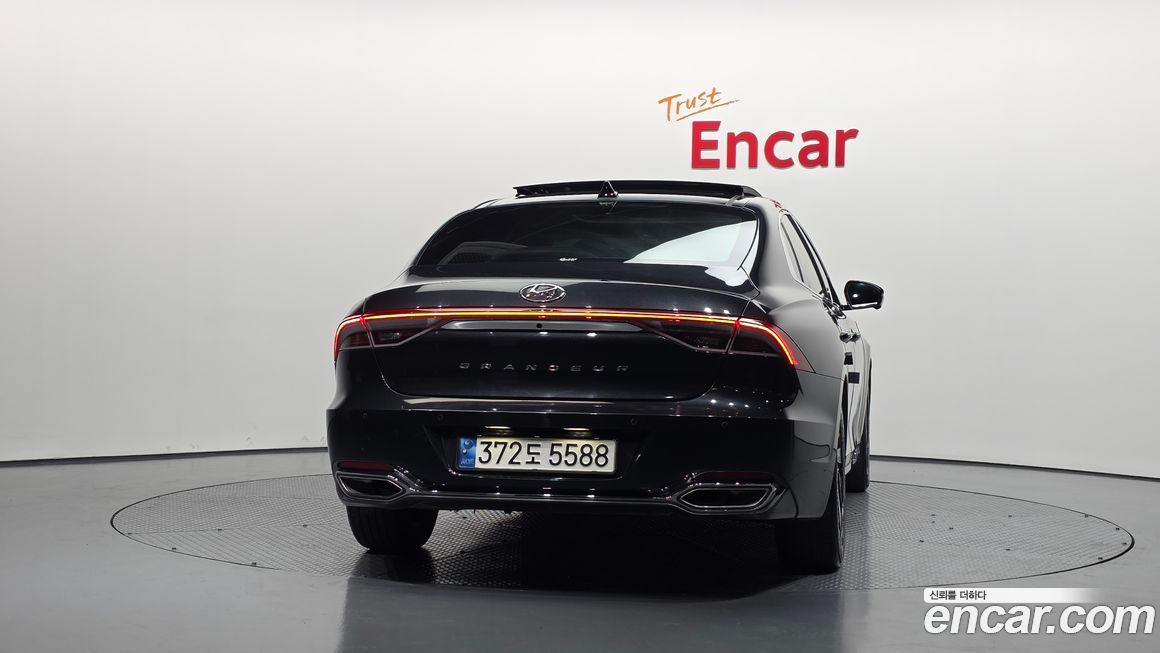 Hyundai Grandeur 2022