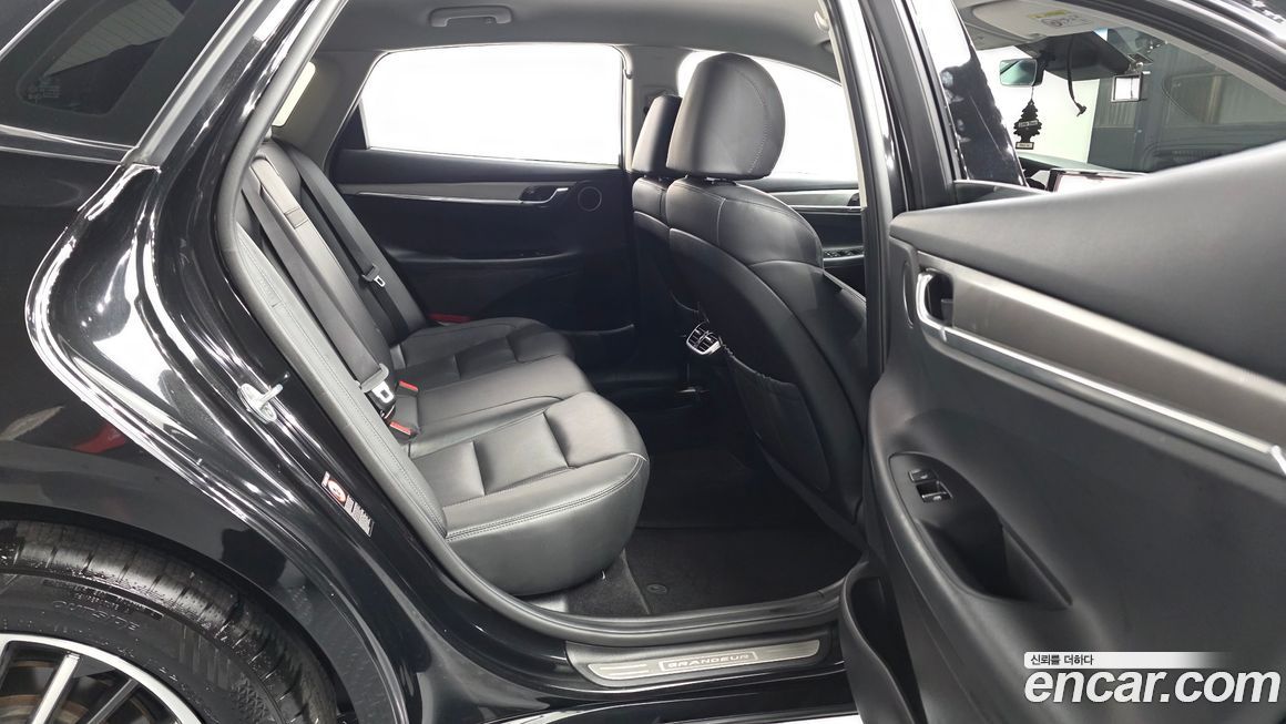 Hyundai Grandeur 2020