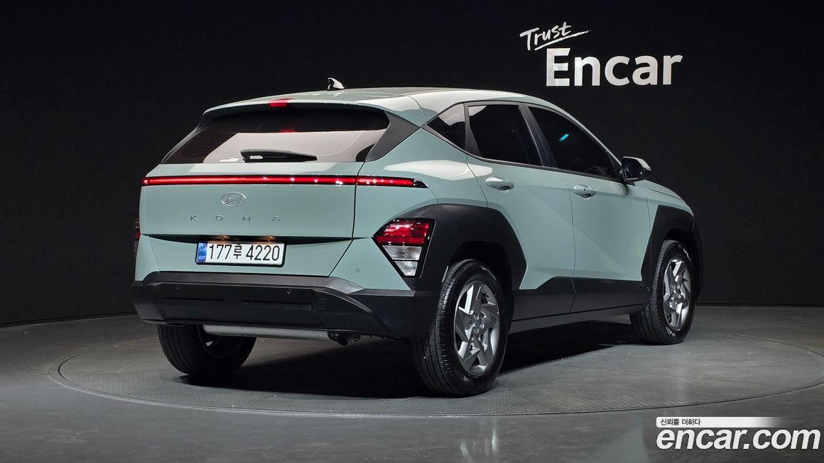 Hyundai Kona 2025