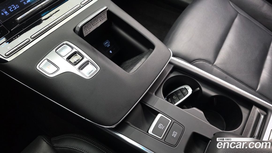 Hyundai Grandeur 2020