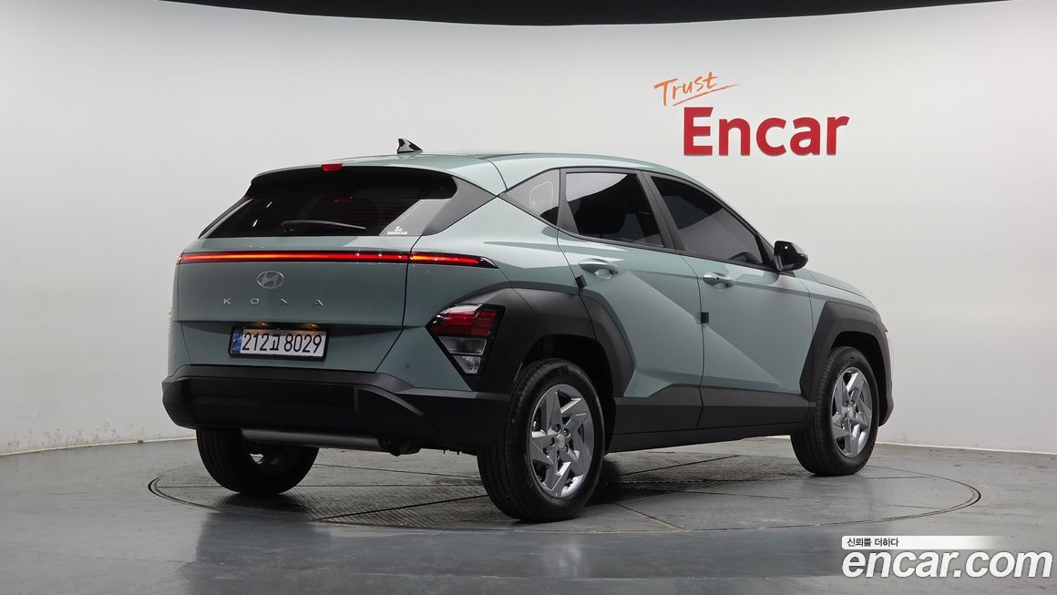 Hyundai Kona 2025