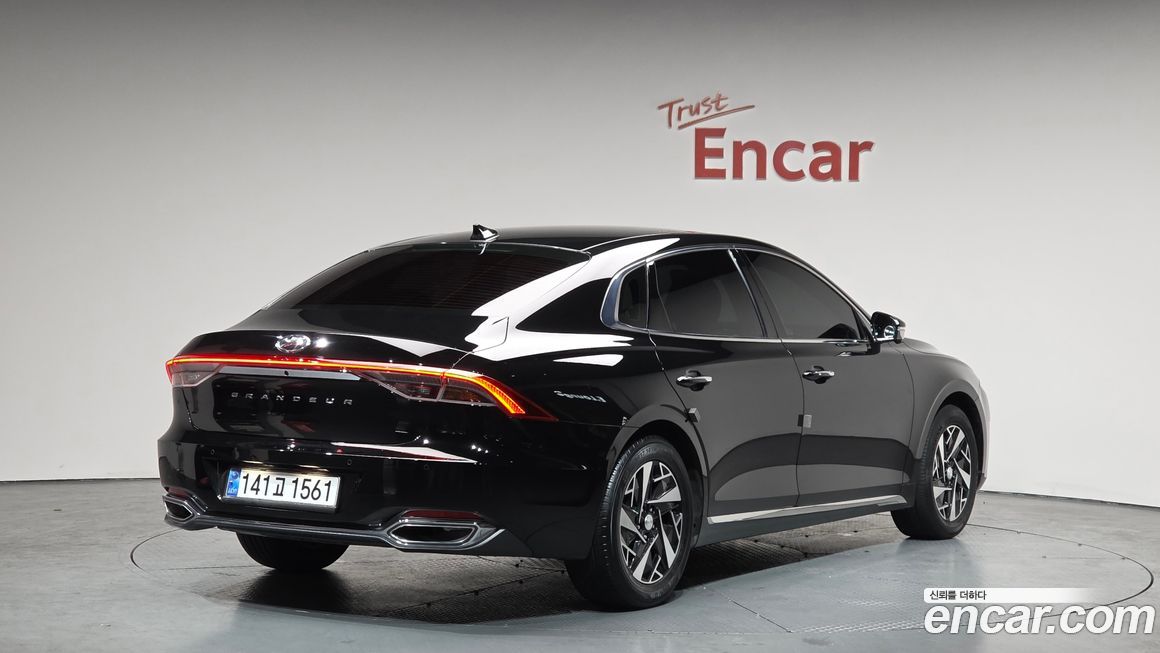Hyundai Grandeur 2022