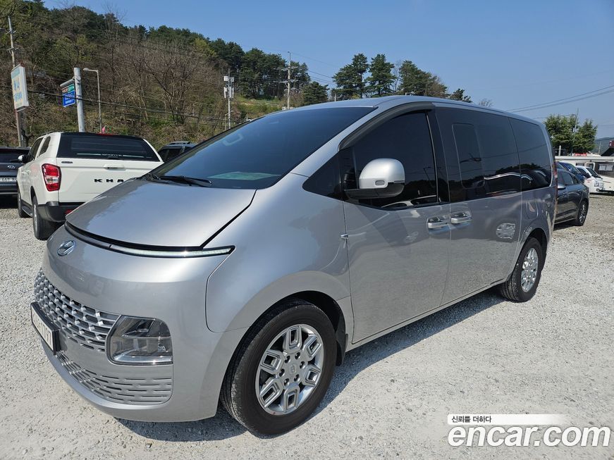 Hyundai Staria 2023