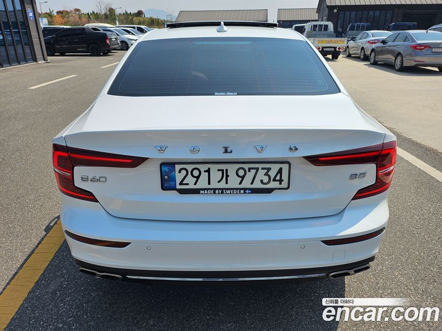 Volvo S60 2021
