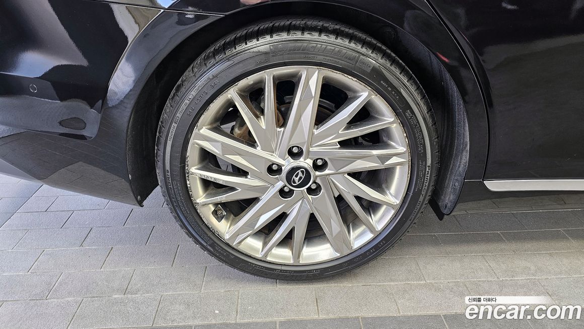 Hyundai Grandeur 2022