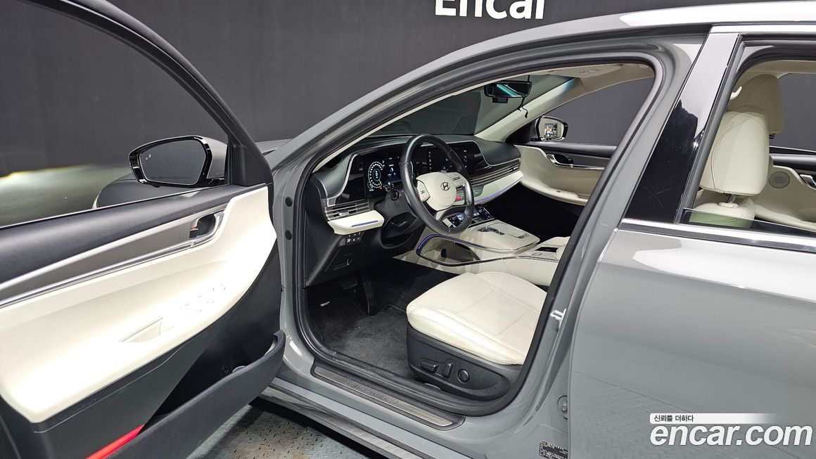 Hyundai Grandeur 2022