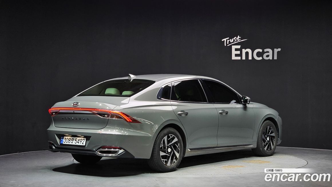 Hyundai Grandeur 2022