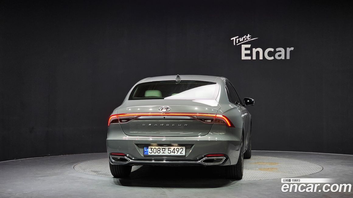 Hyundai Grandeur 2022