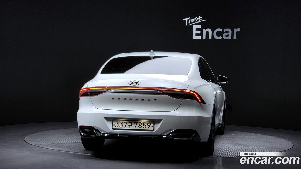 Hyundai Grandeur 2022