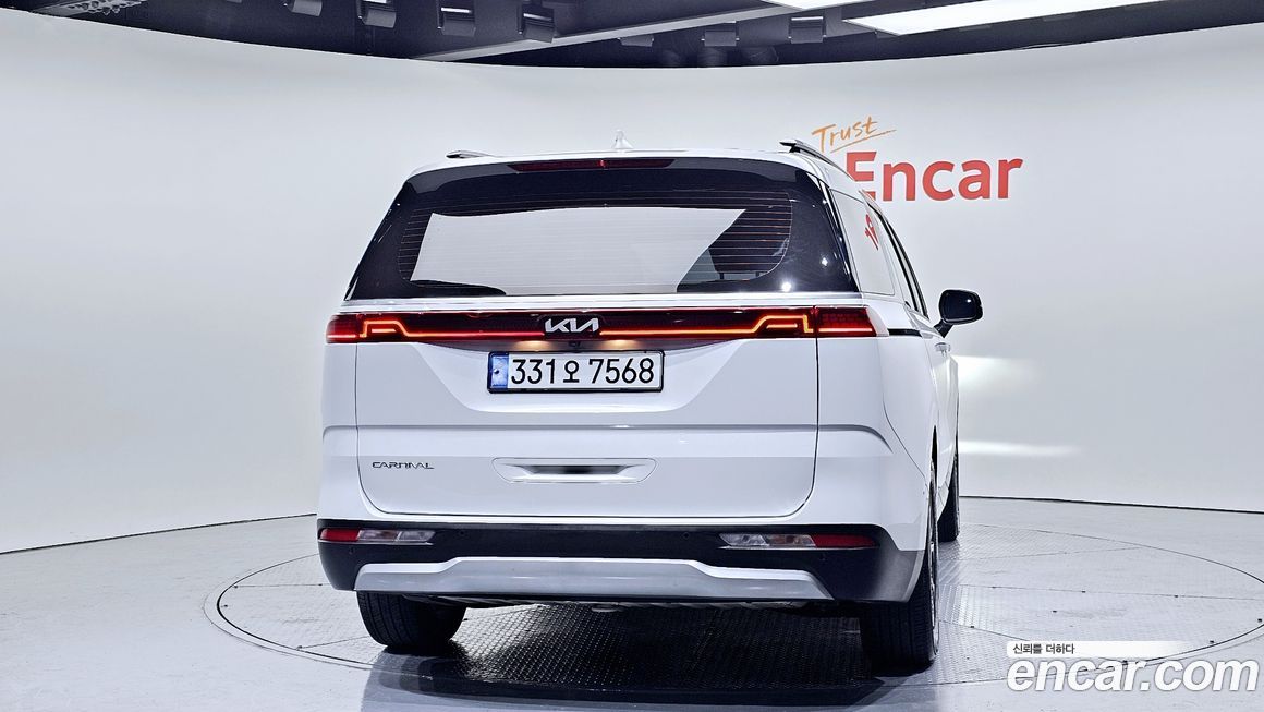 Kia Canival 2023
