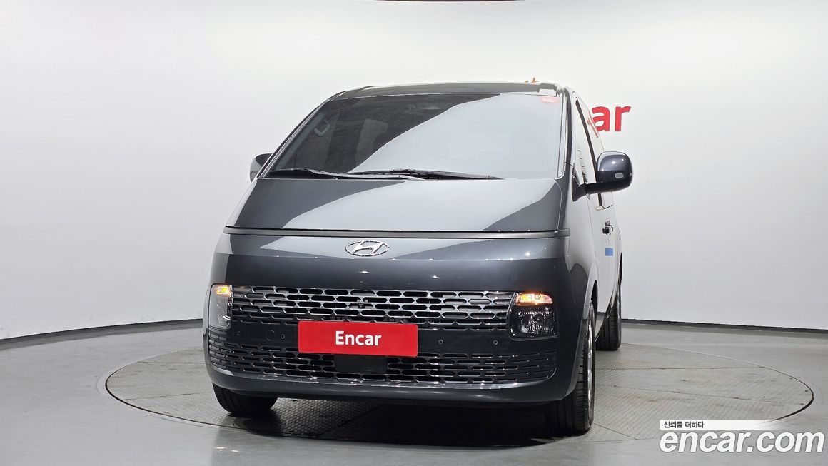 Hyundai Staria 2022