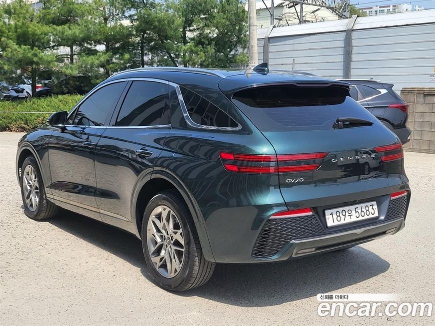 Genesis GV70 2022