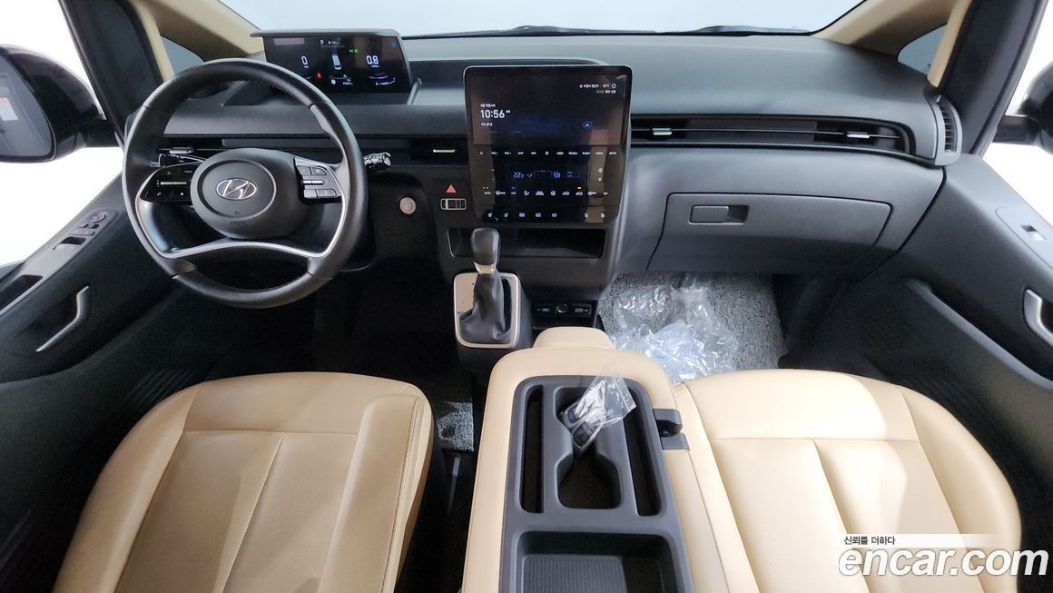 Hyundai Staria 2022