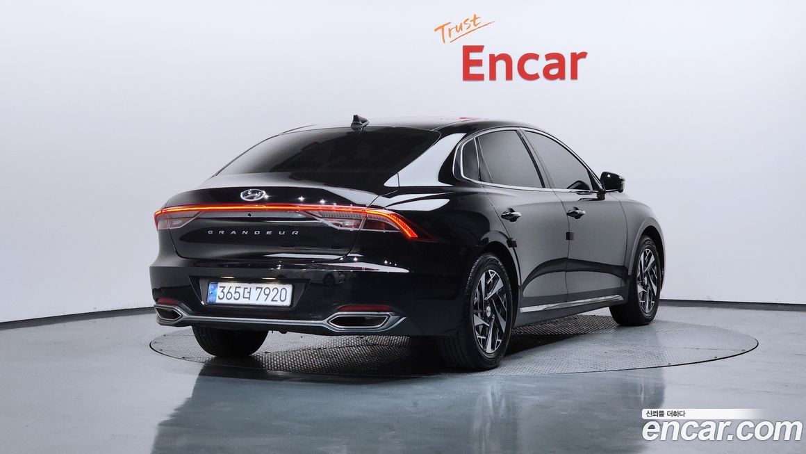 Hyundai Grandeur 2022