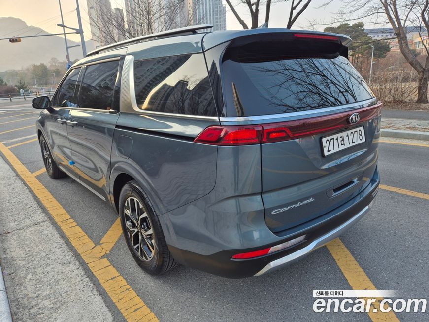Kia Canival 2021