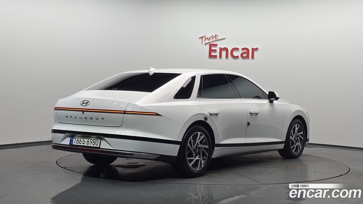 Hyundai Grandeur 2023