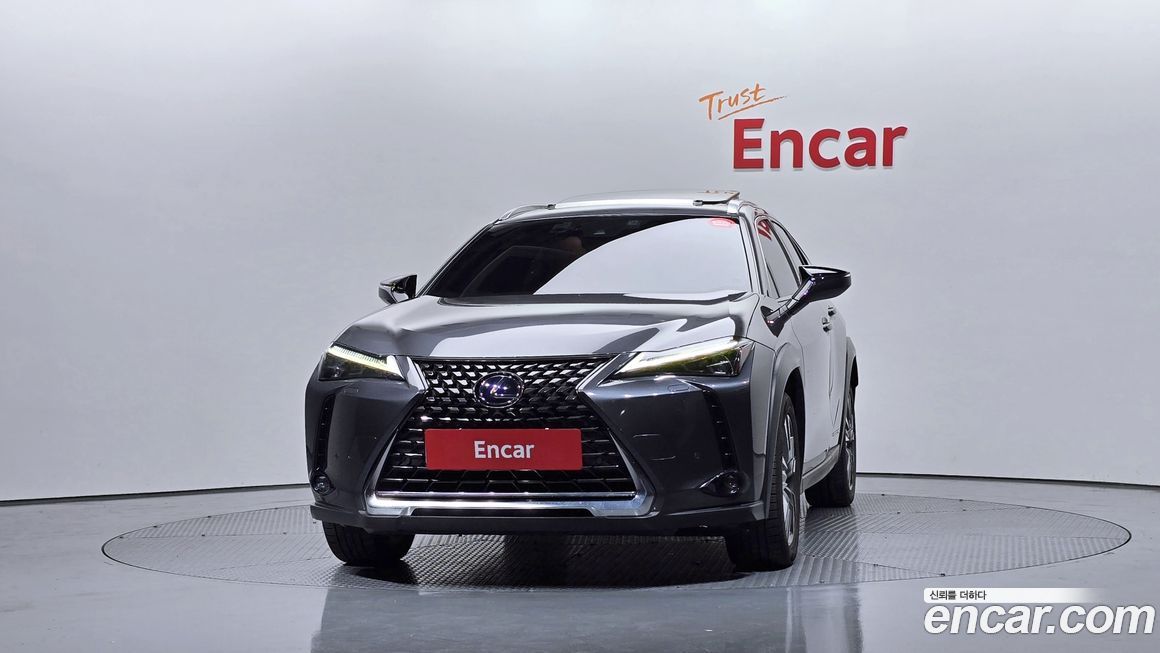 Lexus UX 2022