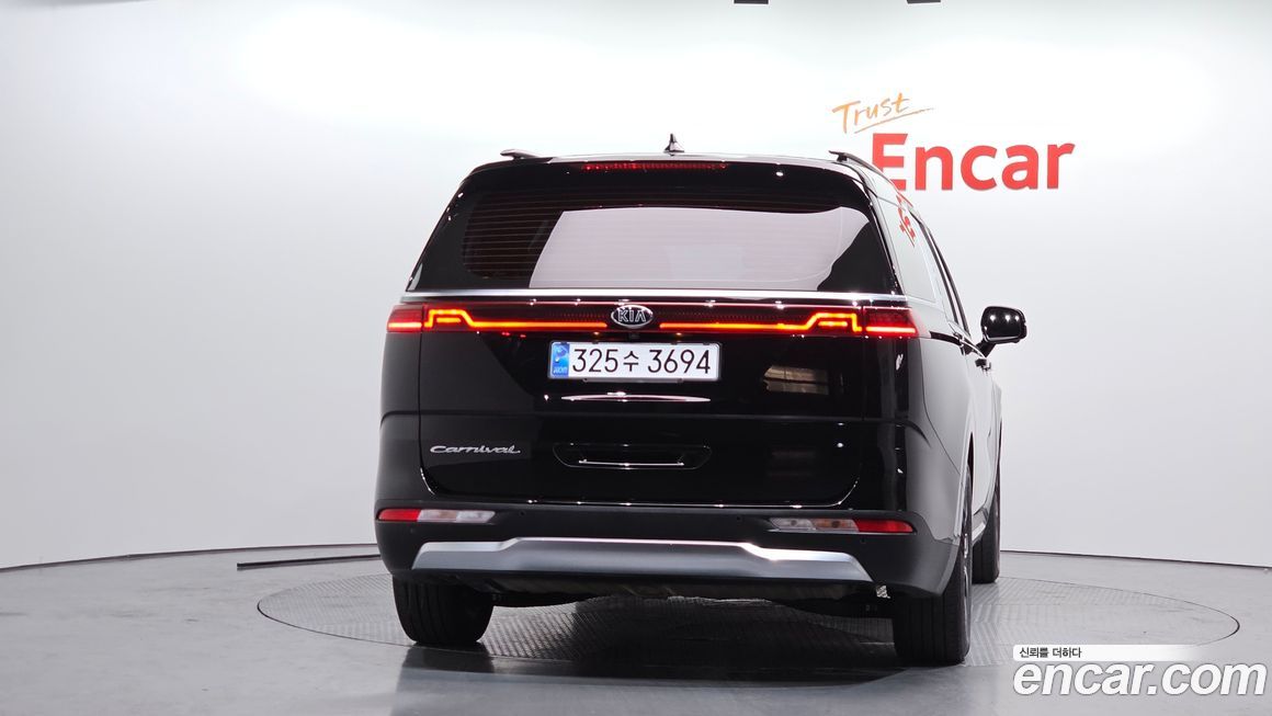 Kia Canival 2021