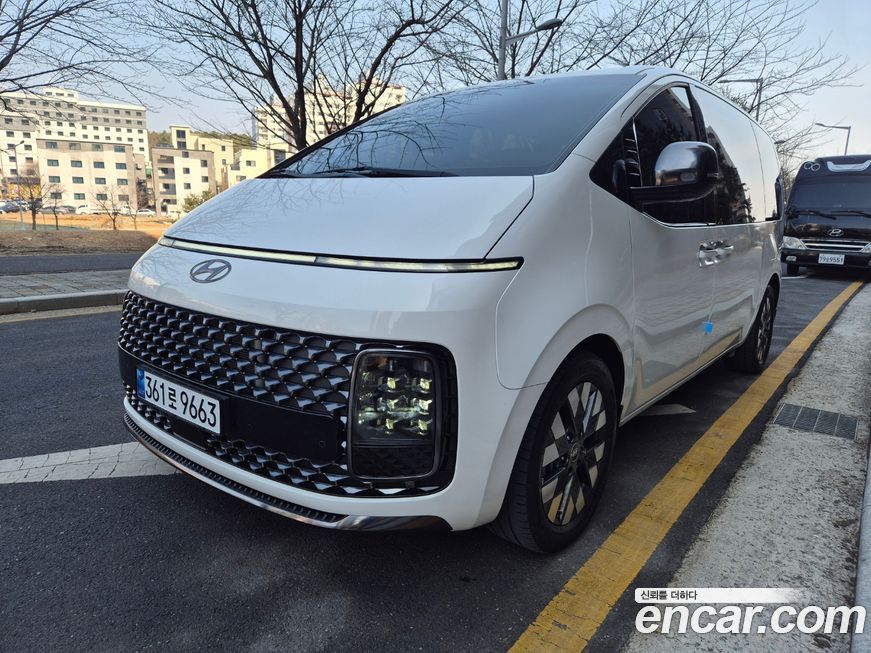 Hyundai Staria 2022