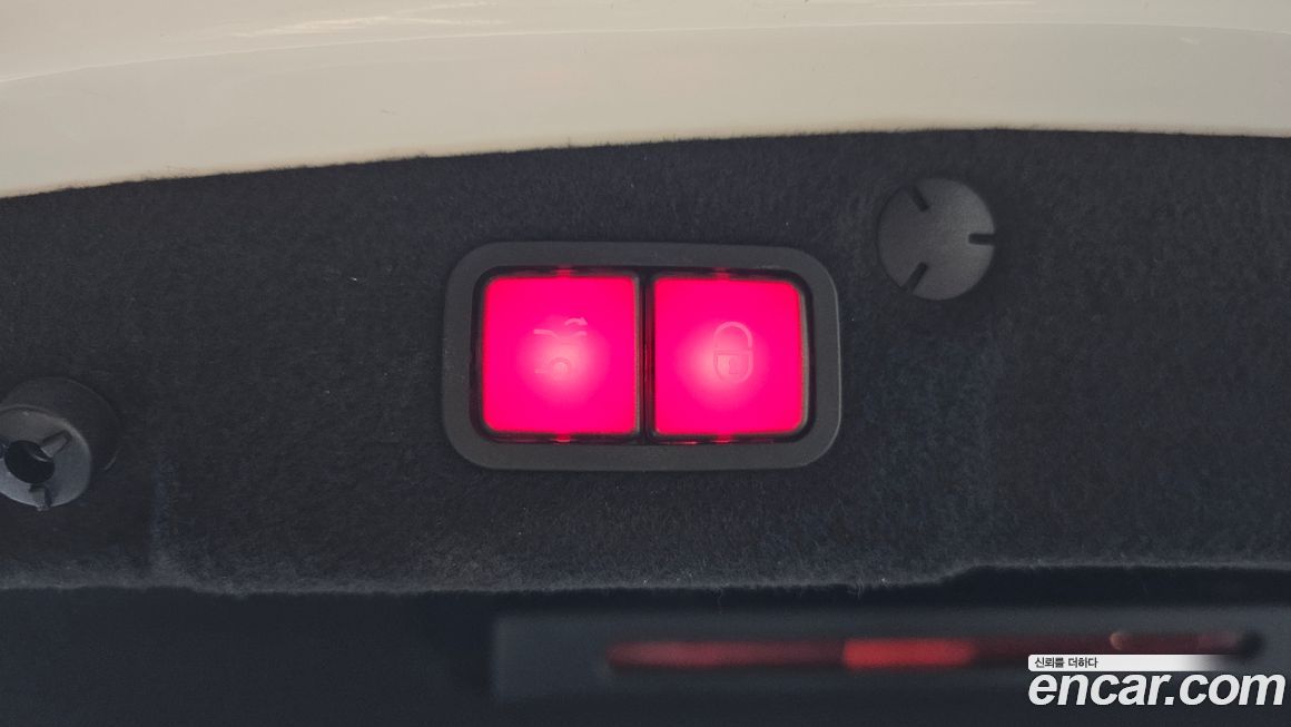 Mercedes-Benz C-Class 2021