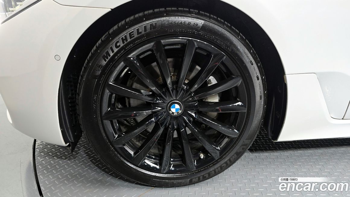 BMW Gran Turismo 2019