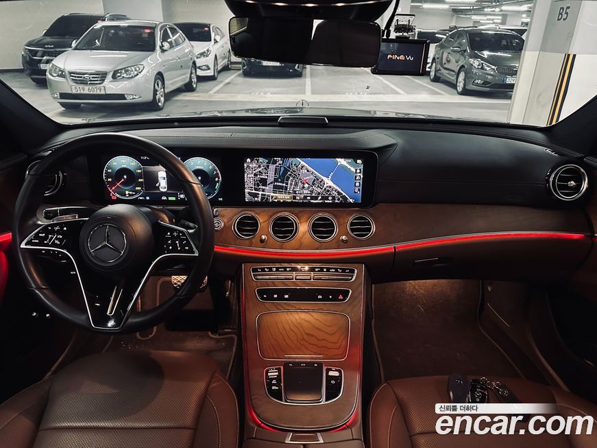 Mercedes-Benz E-Class 2021