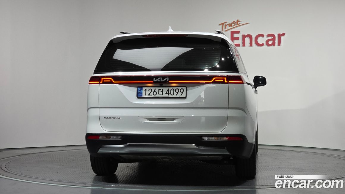 Kia Canival 2023