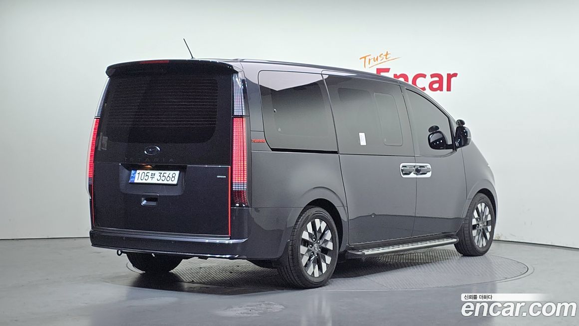 Hyundai Staria 2022