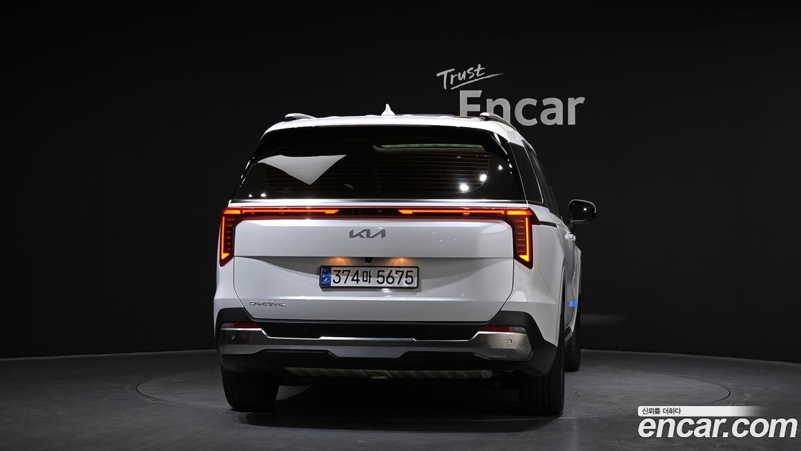 Kia Canival 2025