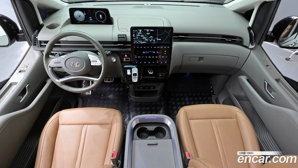 Hyundai Staria 2022