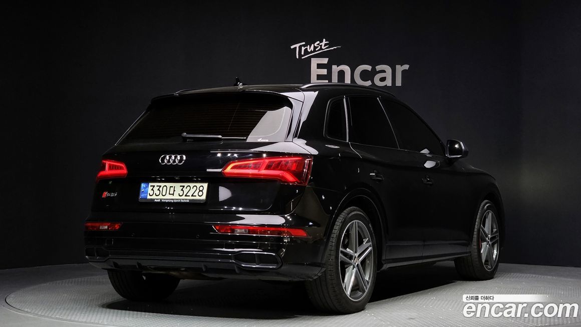 Audi SQ5 2020