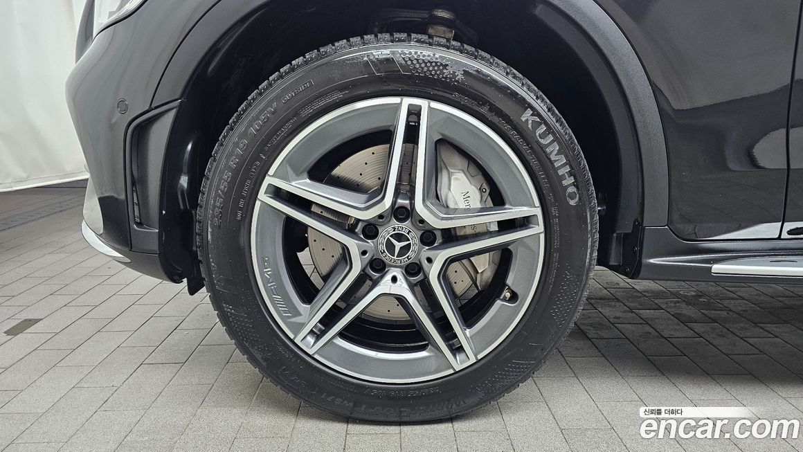 Mercedes-Benz GLC-Class 2020