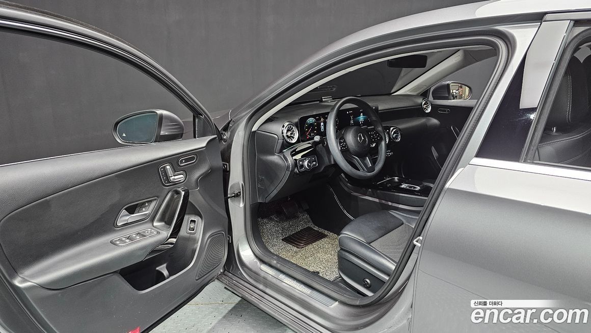 Mercedes-Benz A-Class 2020