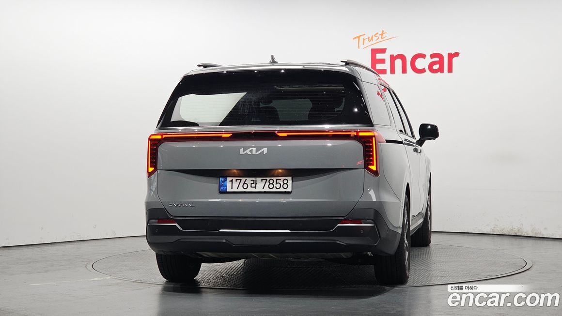 Kia Canival 2024