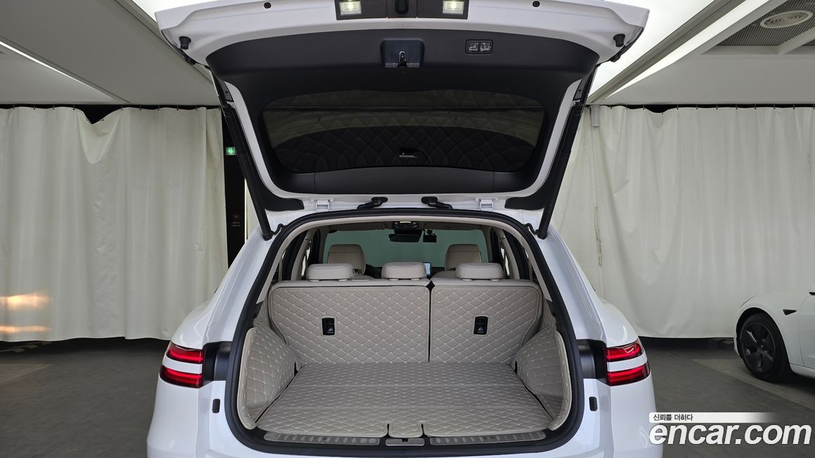Genesis GV70 2024