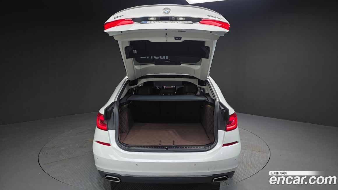 BMW Gran Turismo 2023