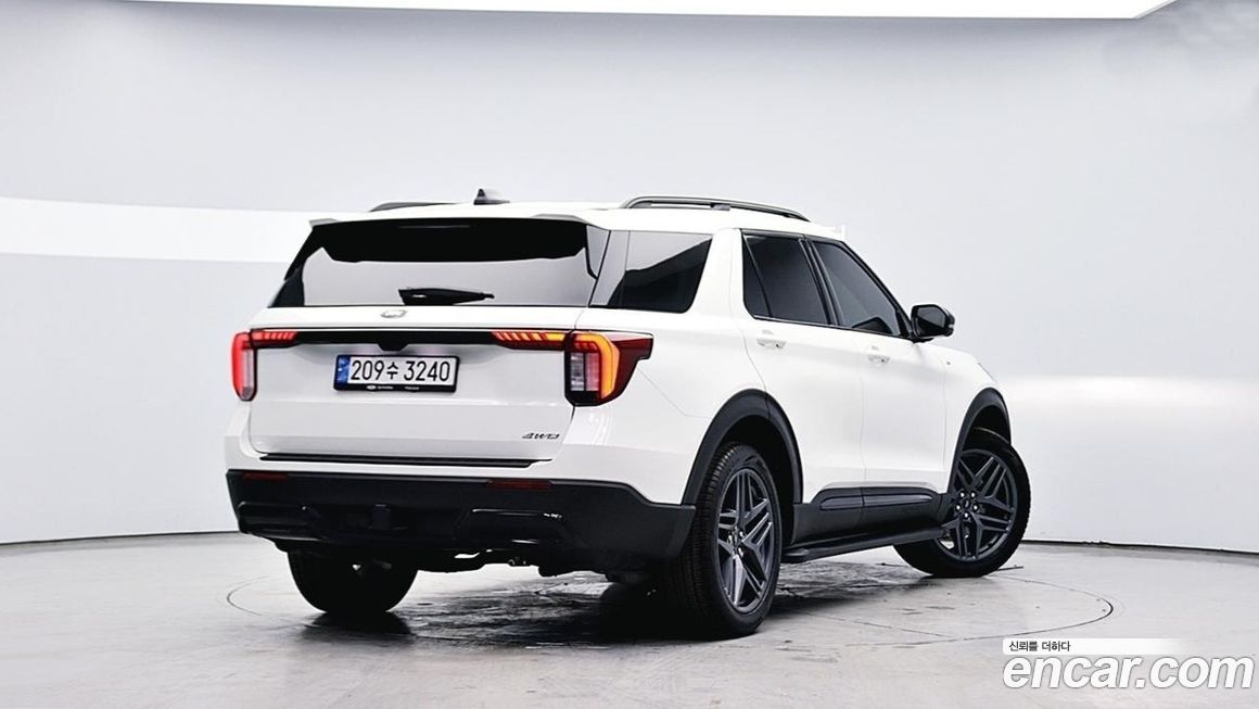 Ford Explorer 2025
