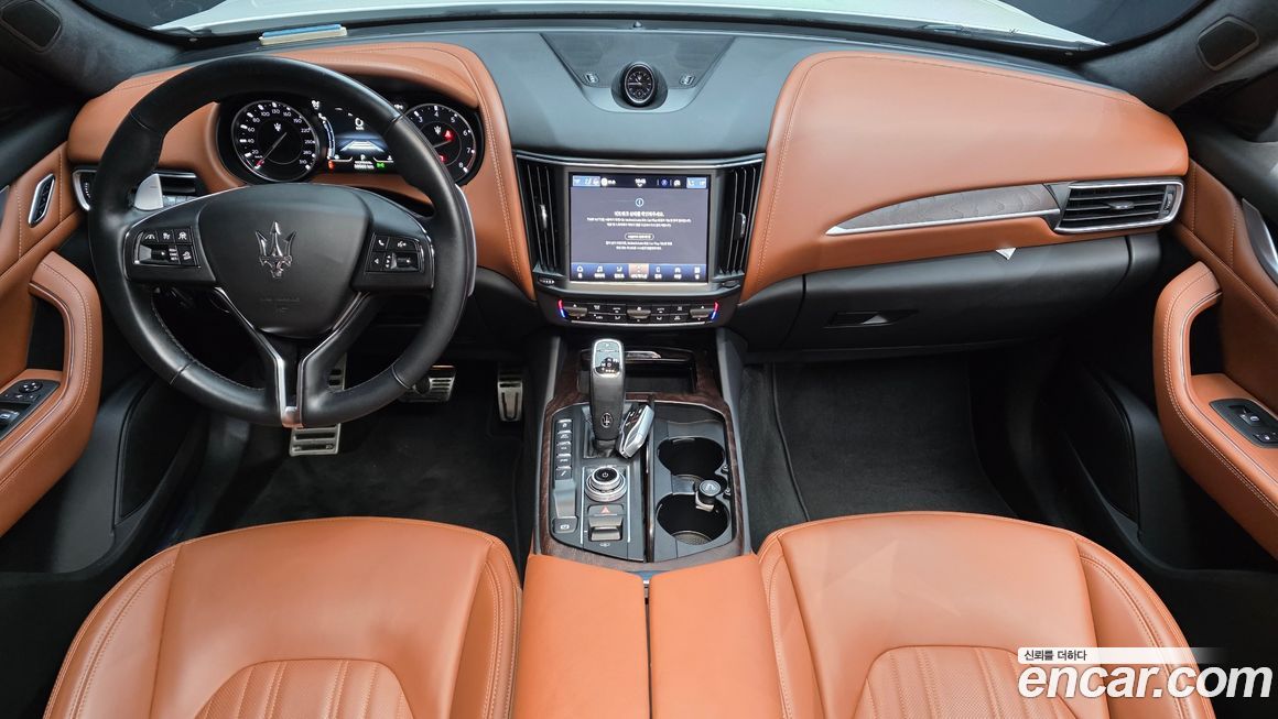 Maserati Levante 2022