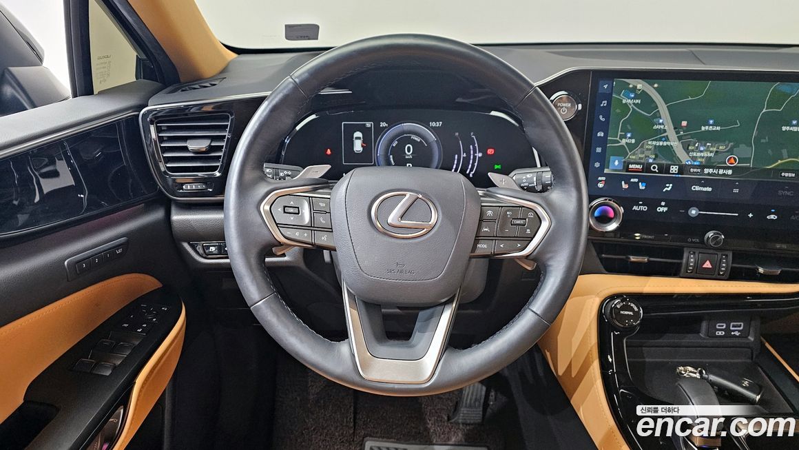 Lexus NX 2024